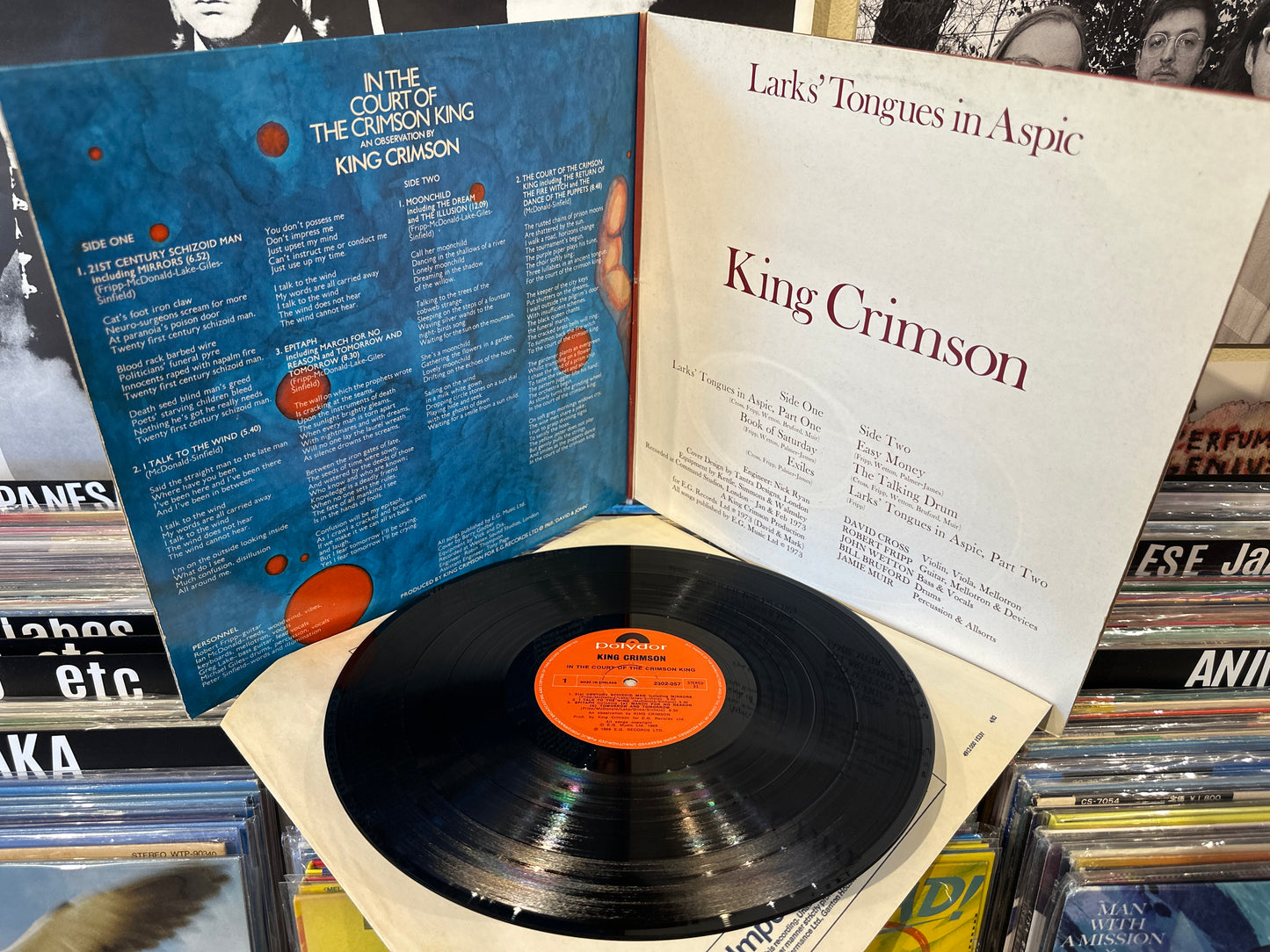 King Crimson - In The Court Of The Crimson King (An Observation By King Crimson)