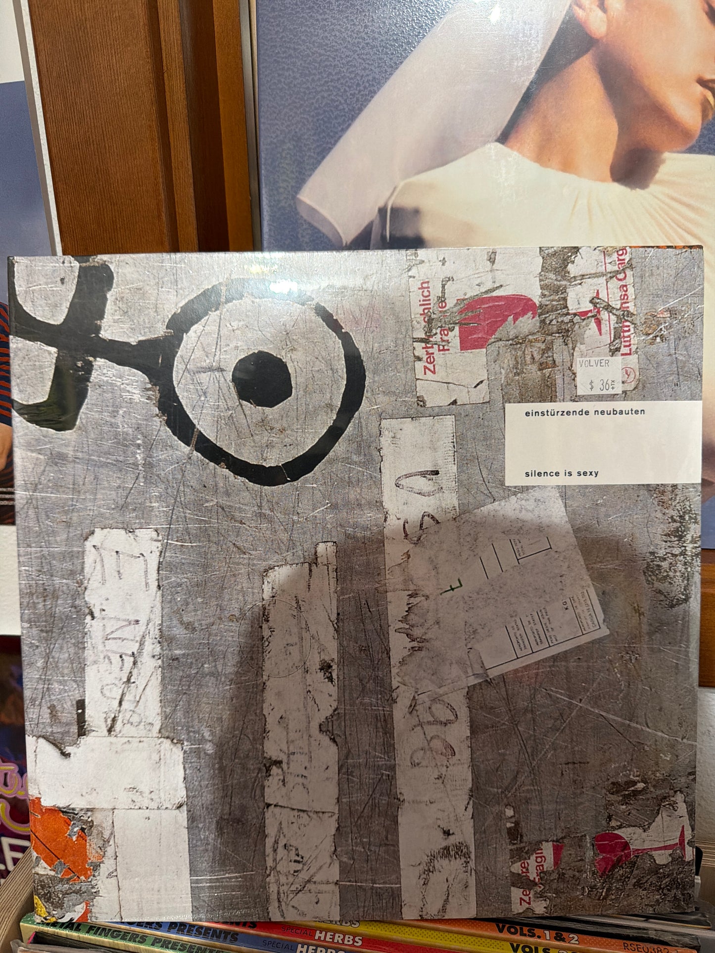 Einsurzende Neubauten - Silence is Sexy