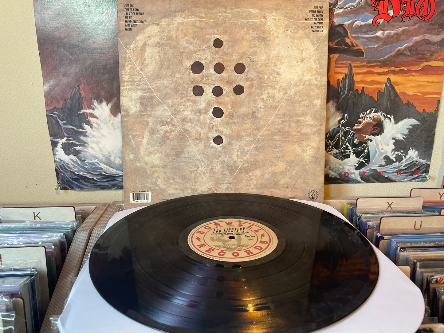 Foo Fighters - Foo Fighters