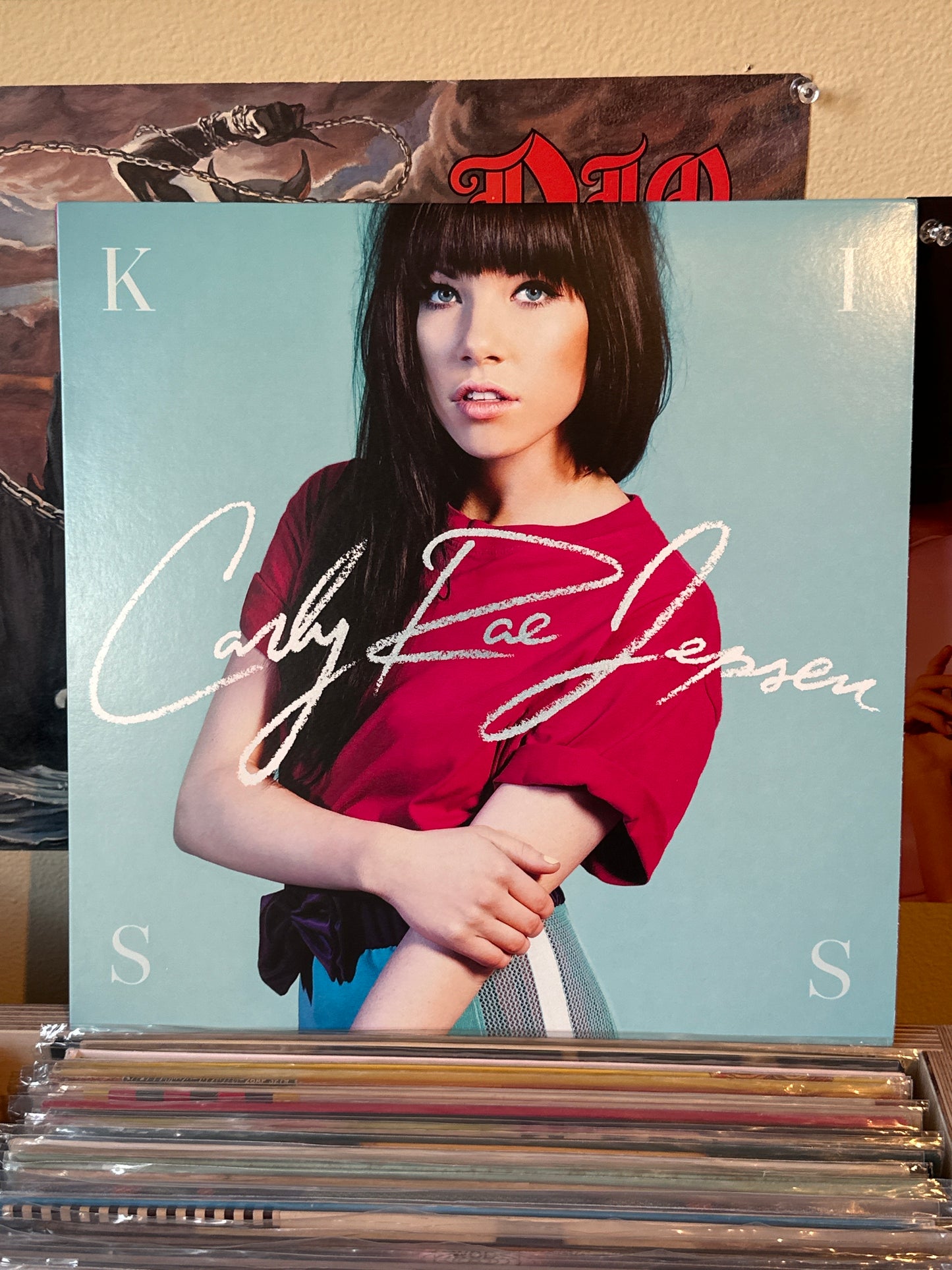 Carly Rae Jepsen - Kiss