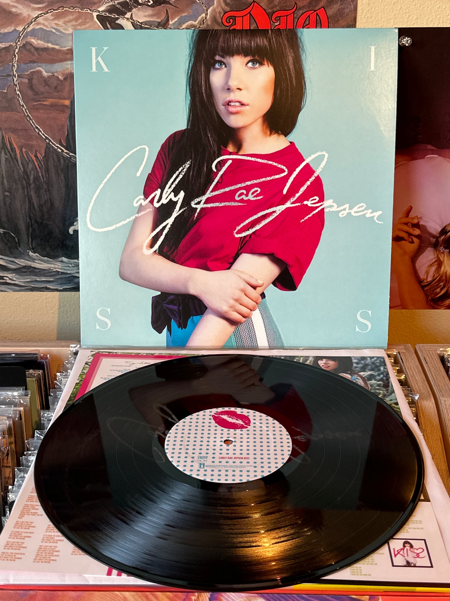 Carly Rae Jepsen - Kiss