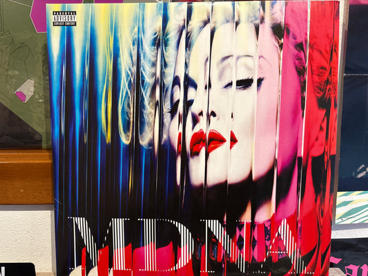 Madonna - MDNA