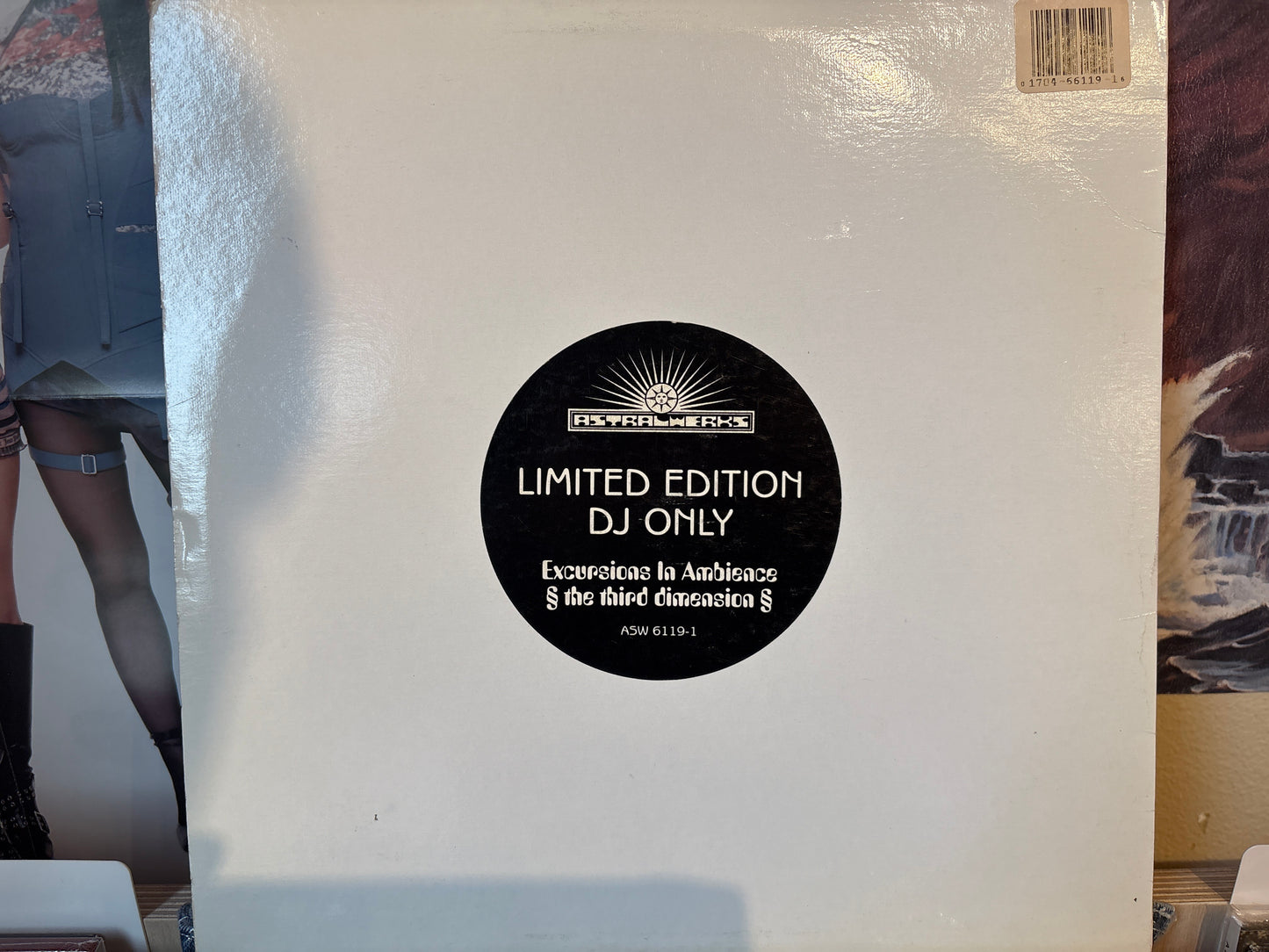 Various - Excursions In Ambience (The Third Dimension)