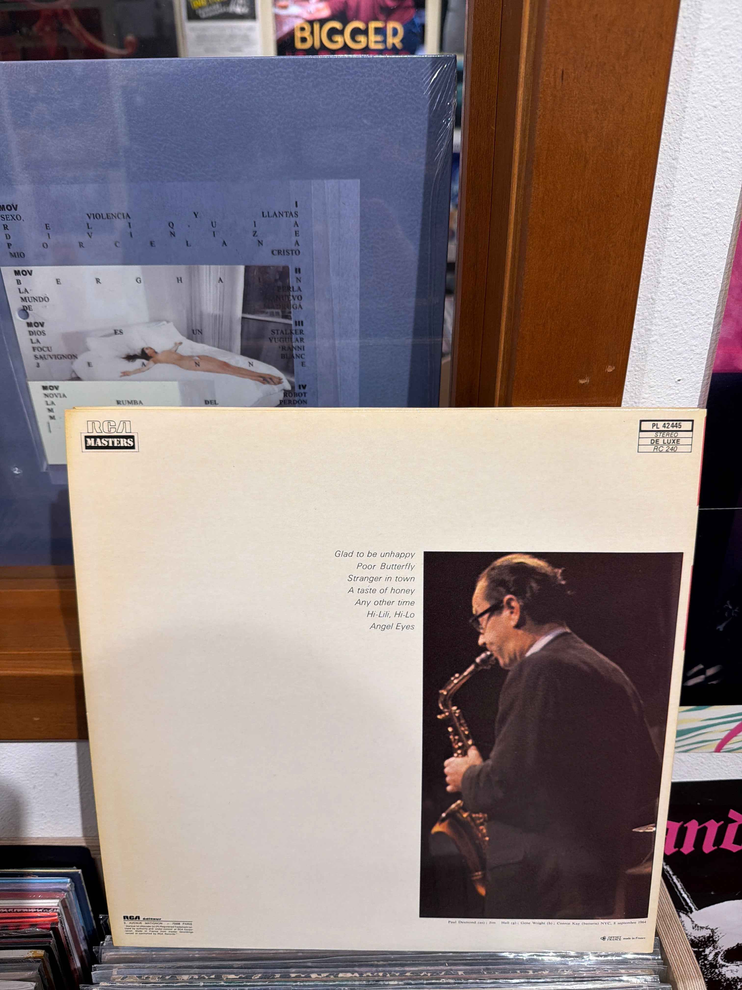 Paul Desmond - Glad to be Unhappy