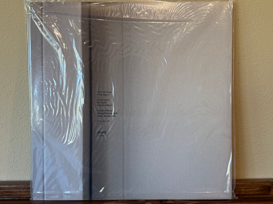 Tim Hecker - Ravedeath, 1972