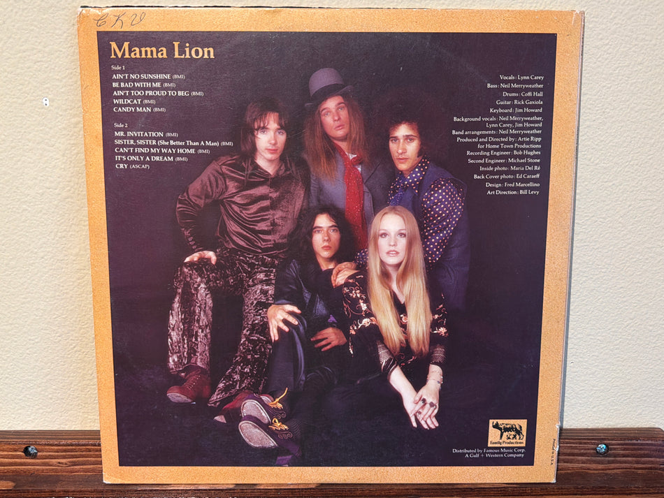 Mama Lion - Preserve Wildlife