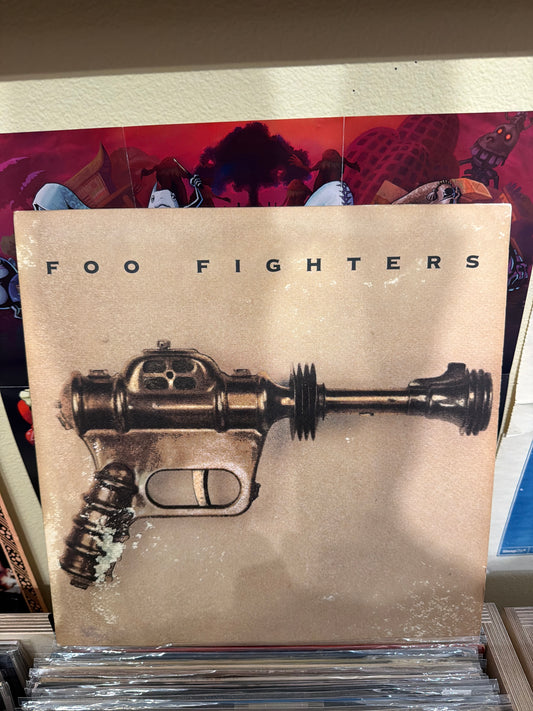 Foo Fighters - Foo Fighters
