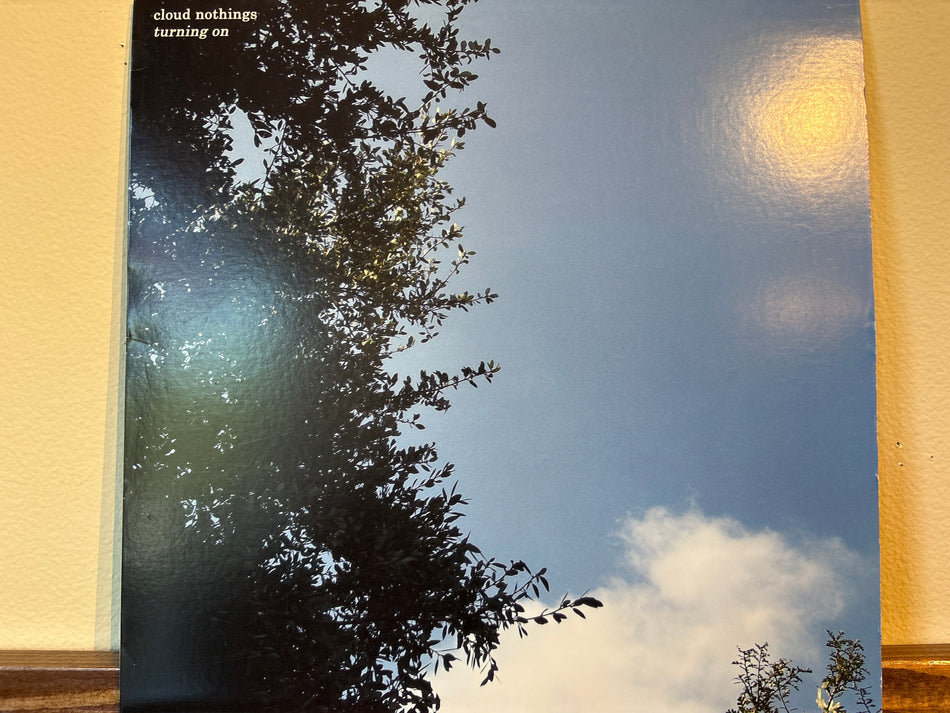 Cloud Nothings - Turning On