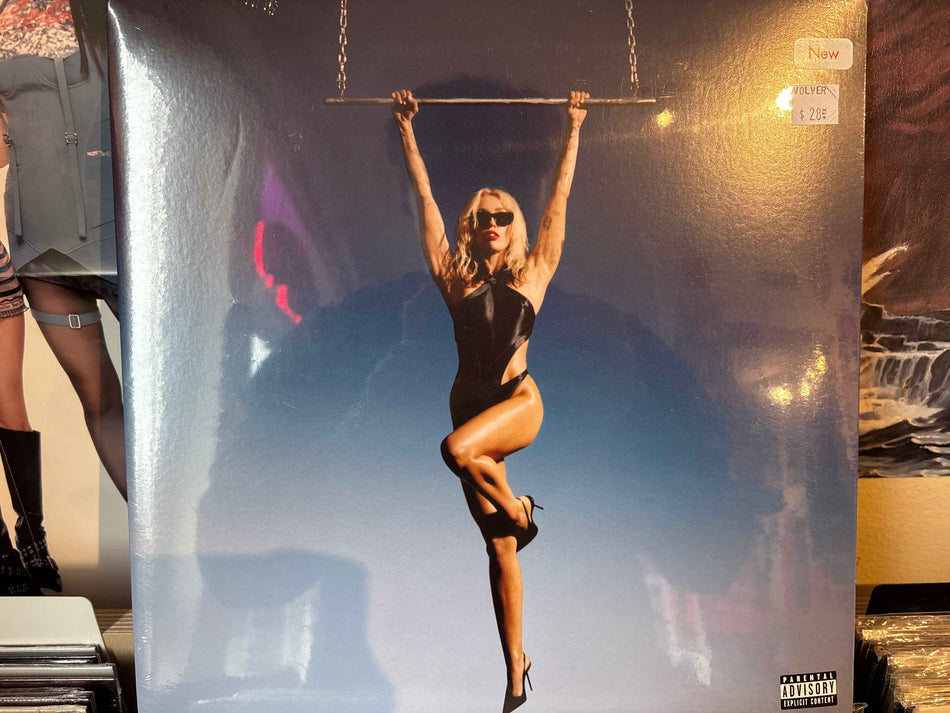 Miley Cyrus - Endless Summer Vacation