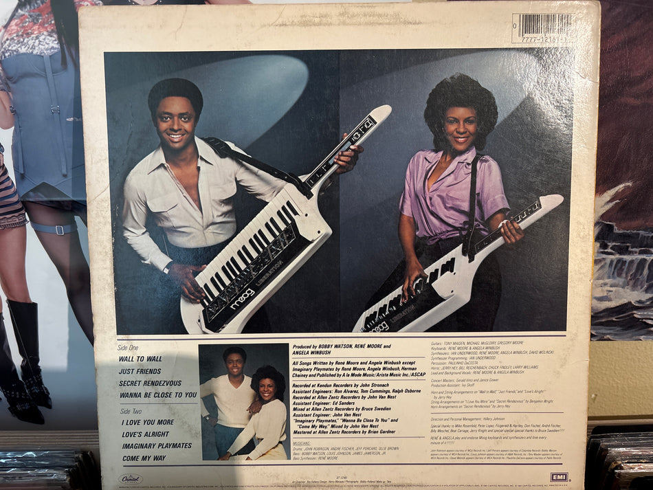 René & Angela - Wall To Wall - Volver Records