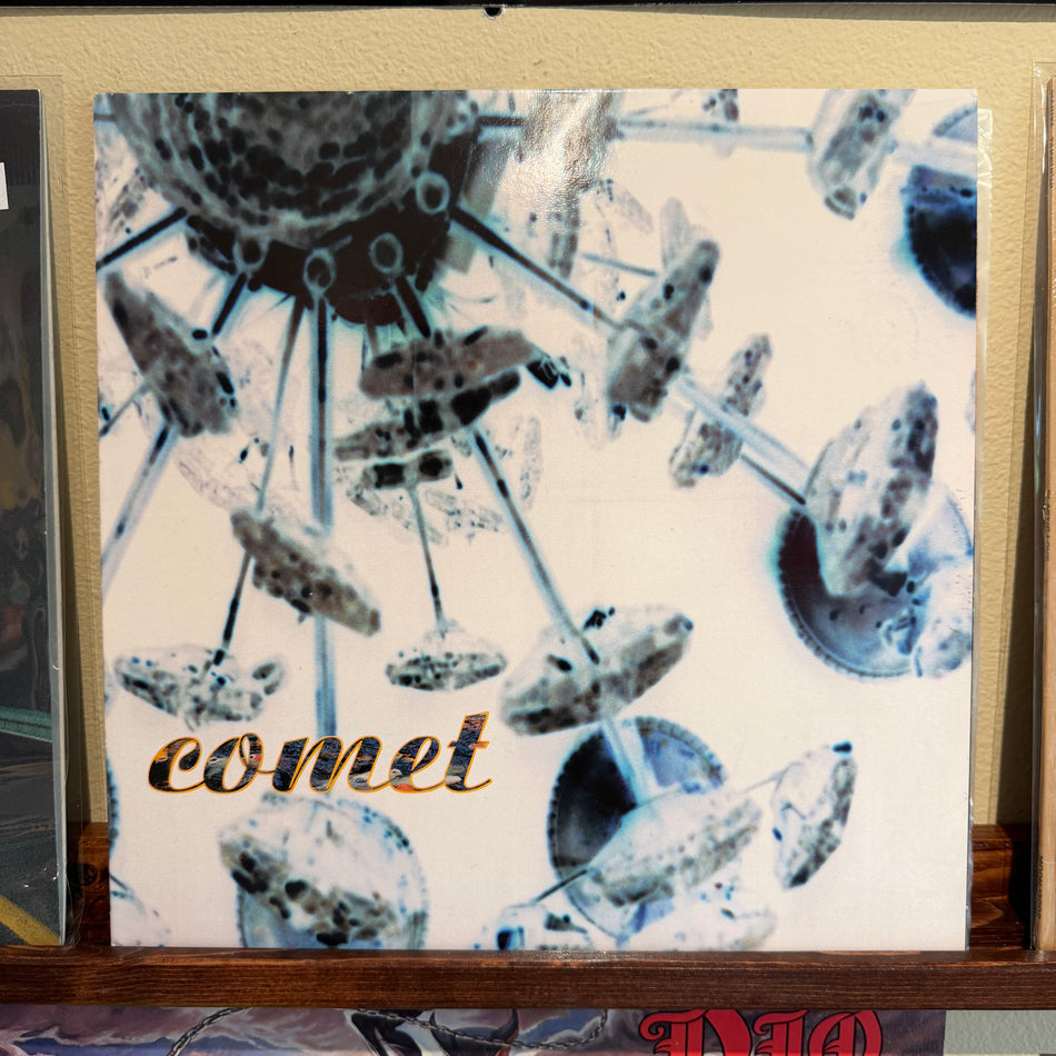 Comet – Chandelier Musings By Comet