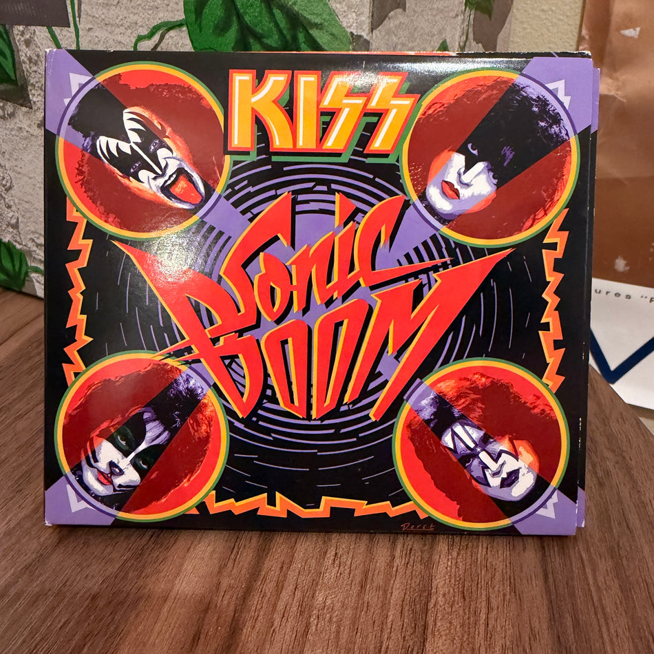 Kiss - Sonic Boom